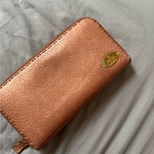Fendi light pink Leather Wallet with Gold Logo